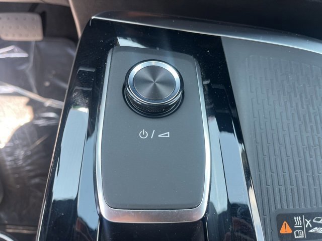 New 2025 Buick Enclave Preferred w/ Power Package image 24