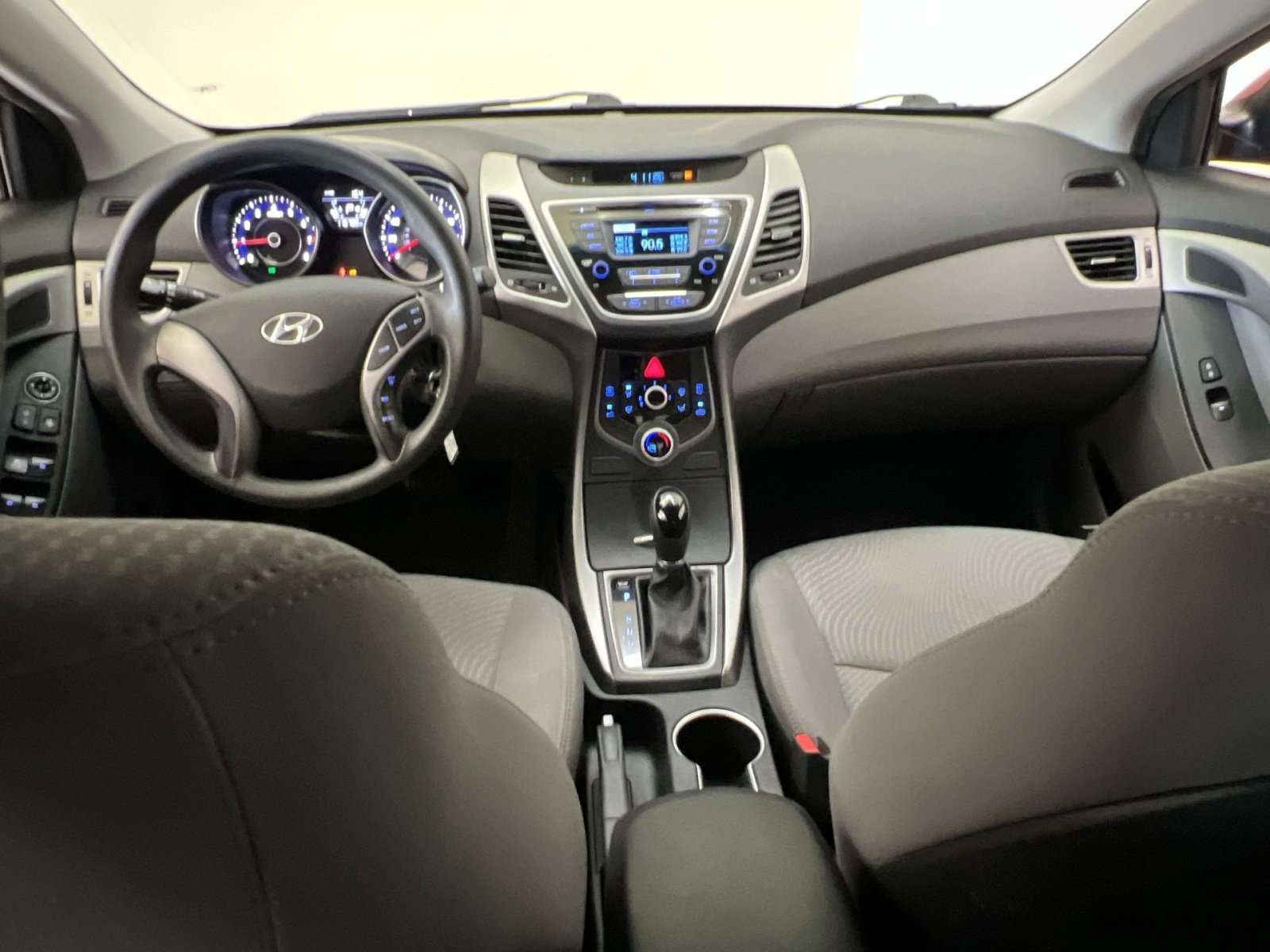 Used 2014 Hyundai Elantra SE FWD image 20