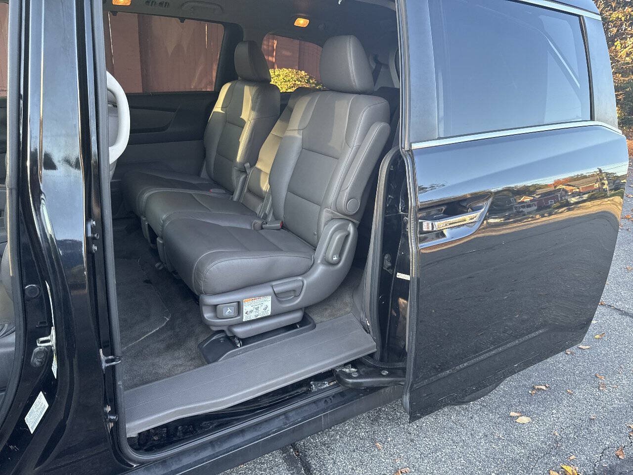 Used 2014 Honda Odyssey EX-L image 12