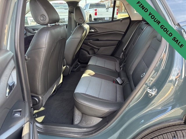 Used 2025 Chevrolet Trax LT image 13