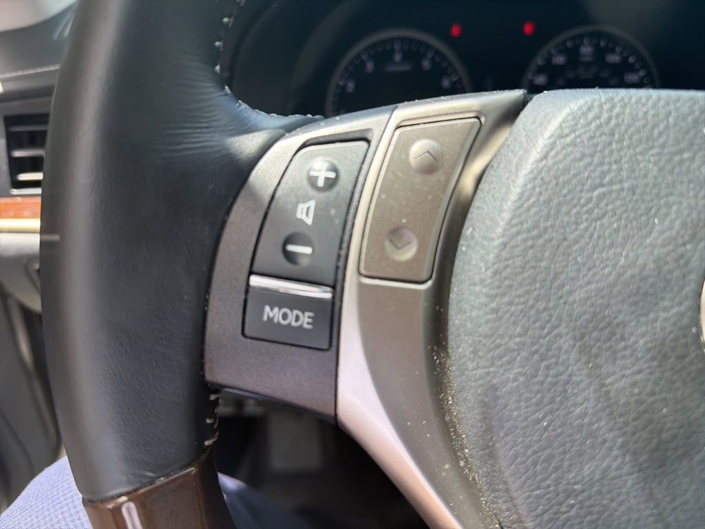 Used 2015 Lexus ES 350 w/ Premium Package image 18