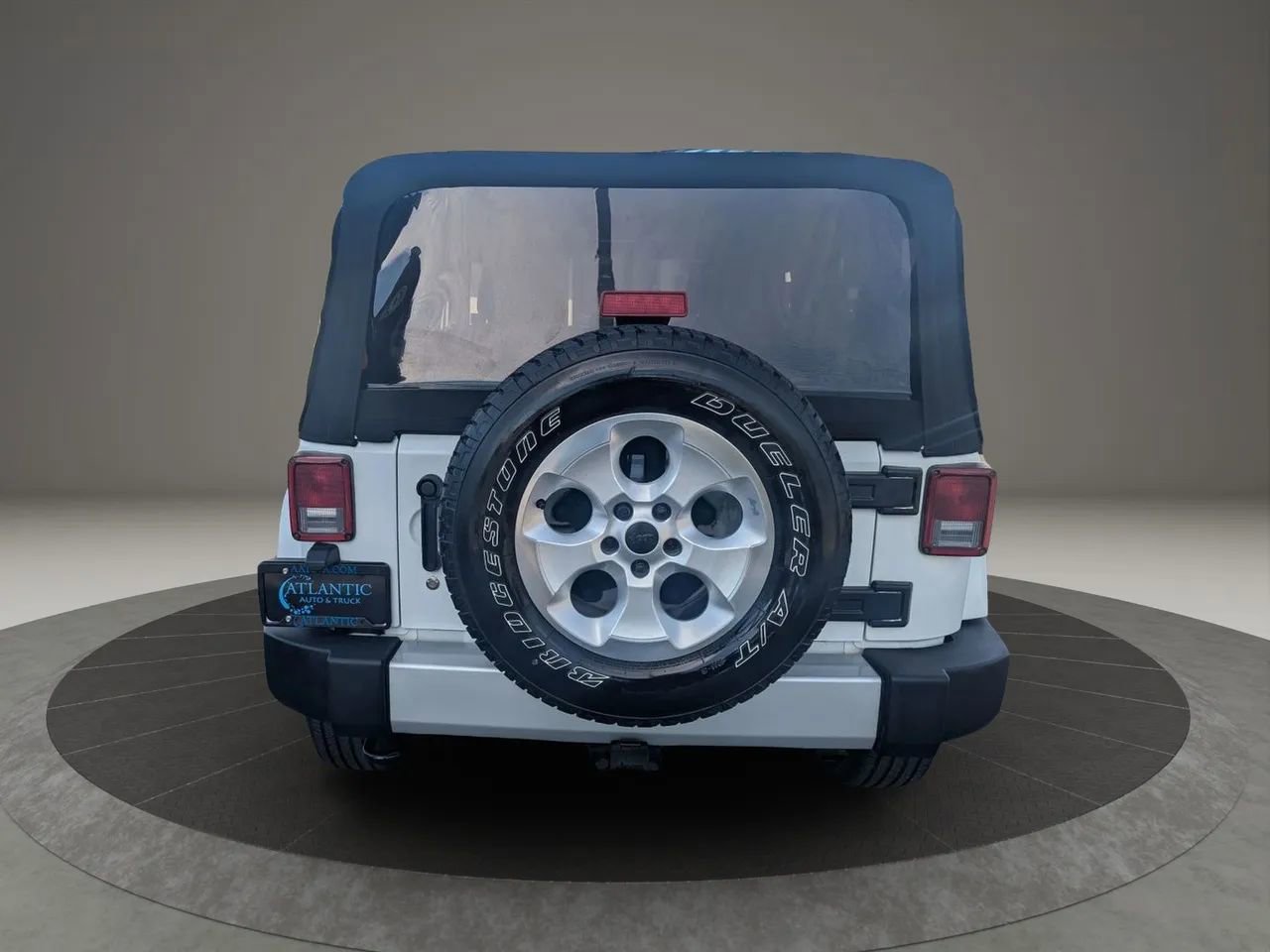 Used 2013 Jeep Wrangler Sahara w/ Connectivity Group image 20