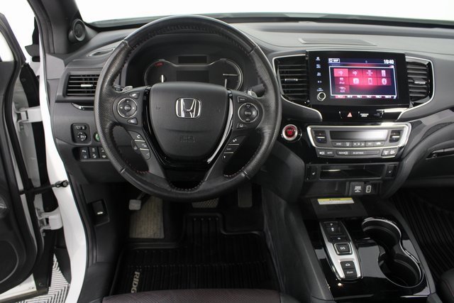 Used 2023 Honda Ridgeline Black Edition image 12