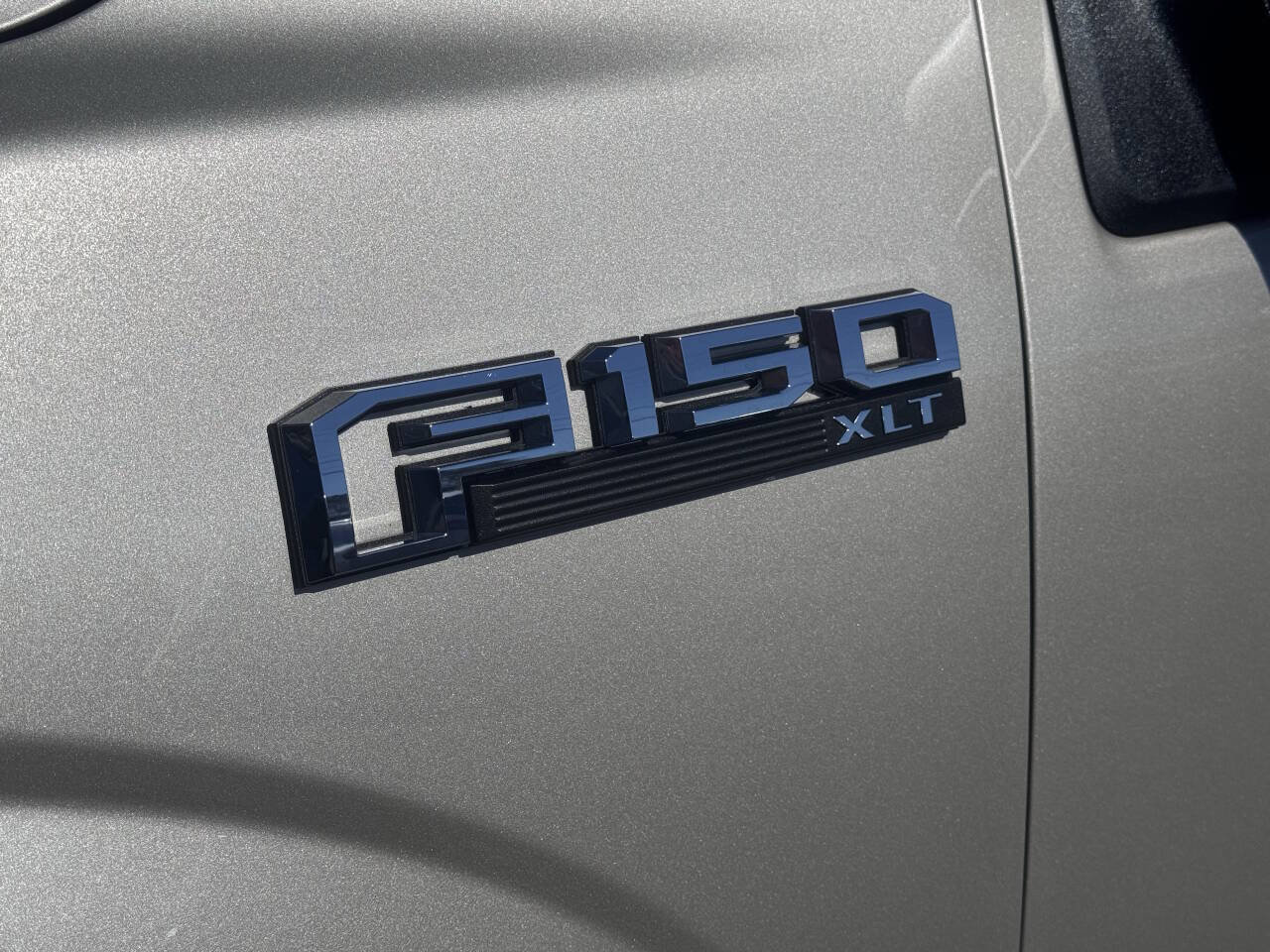 Used 2018 Ford F150 XLT w/ Equipment Group 302A Luxury image 14