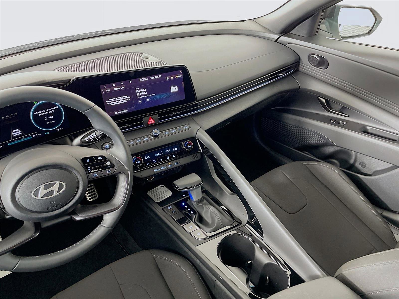Certified 2026 Hyundai Elantra Sport FWD image 26