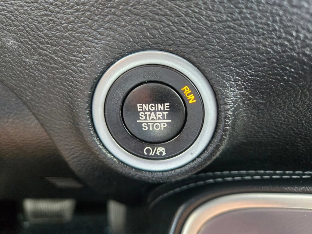 Used 2022 Dodge Challenger GT RWD image 31