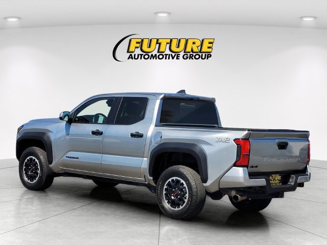 Used 2024 Toyota Tacoma TRD Off-Road AWD/4WD image 7