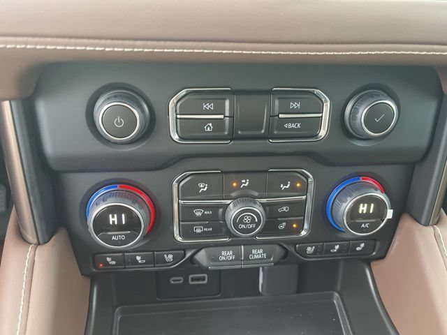 New 2024 Chevrolet Tahoe High Country w/ Advanced Technology Package AWD/4WD image 15