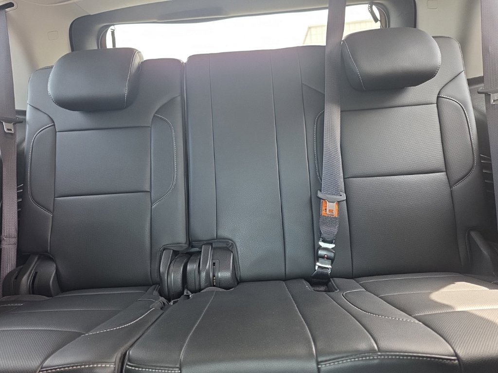 Used 2019 Chevrolet Tahoe Premier AWD/4WD image 12