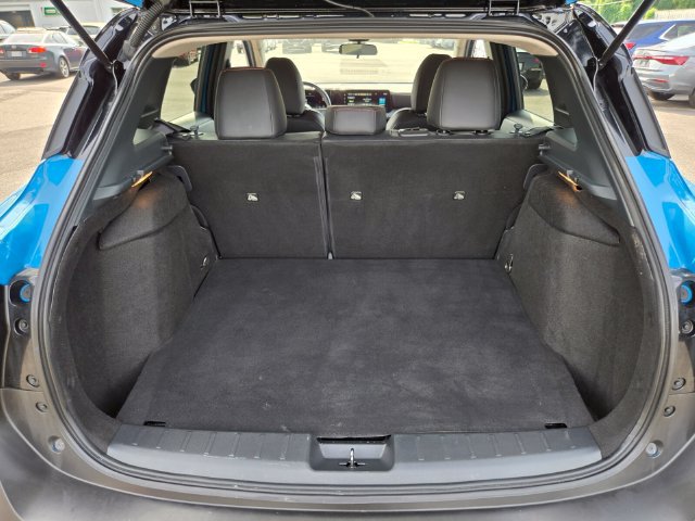 Used 2025 Nissan Kicks SR AWD/4WD image 16