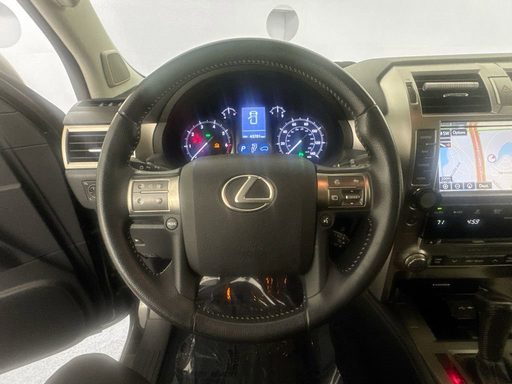 Used 2019 Lexus GX 460 w/ Navigation Package AWD/4WD image 11