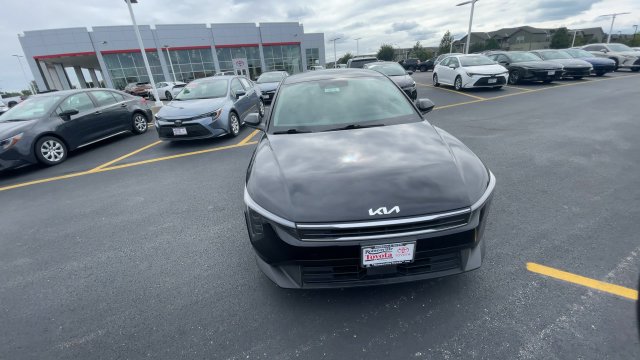 Used 2025 Kia K4 FWD image 5