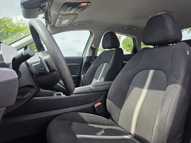 Used 2025 Hyundai Sonata SEL FWD image 23
