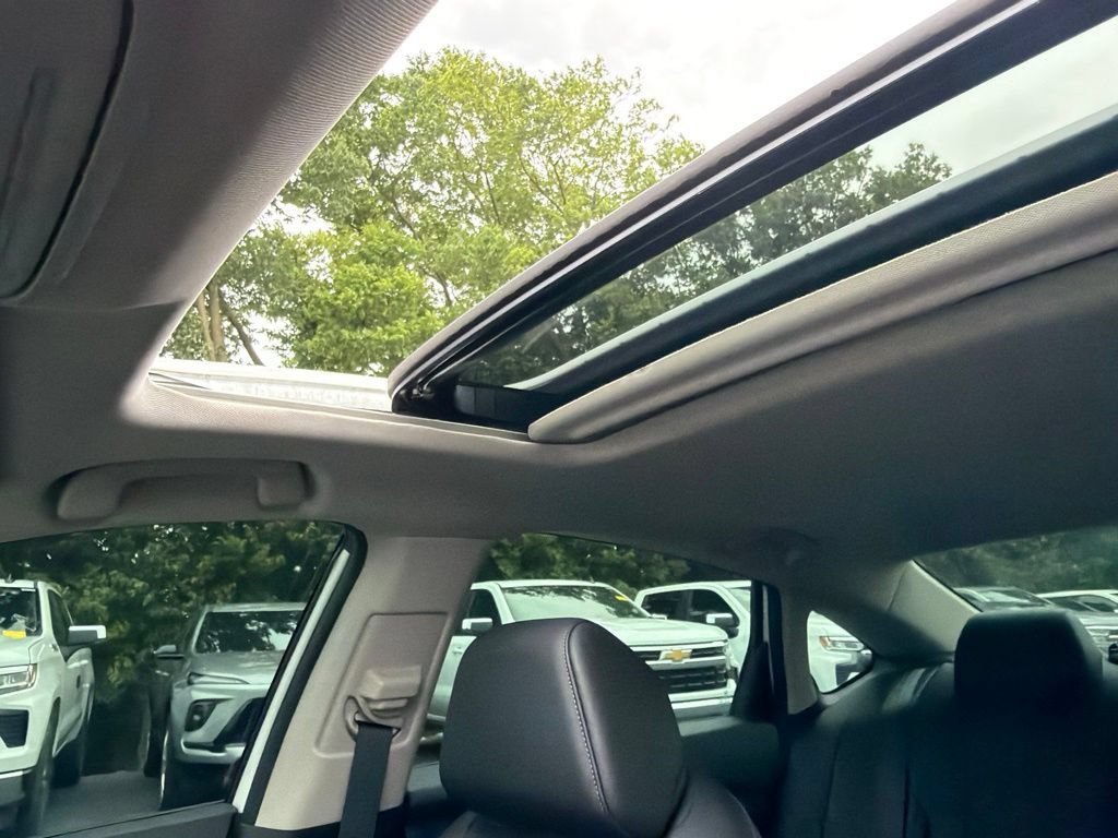 Used 2023 Honda Accord Touring image 13