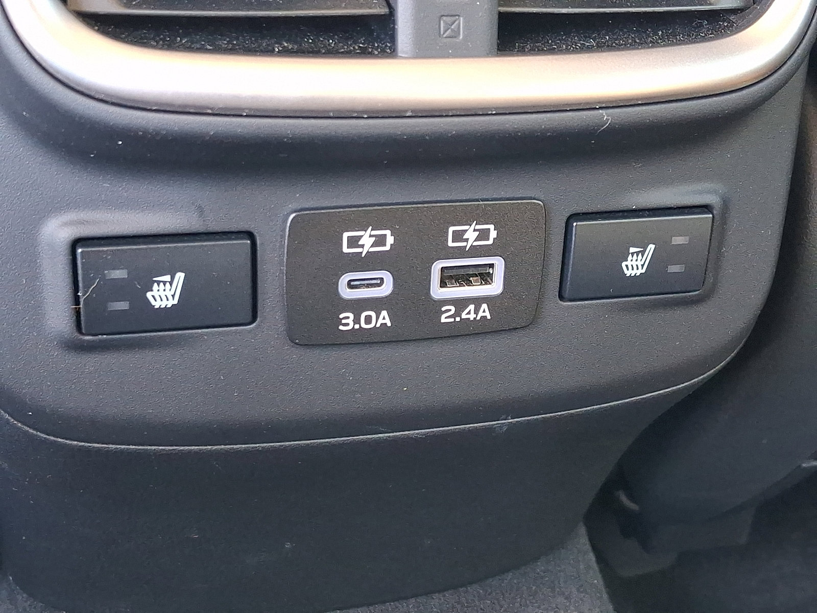 Used 2025 Subaru Outback Touring XT AWD/4WD image 11