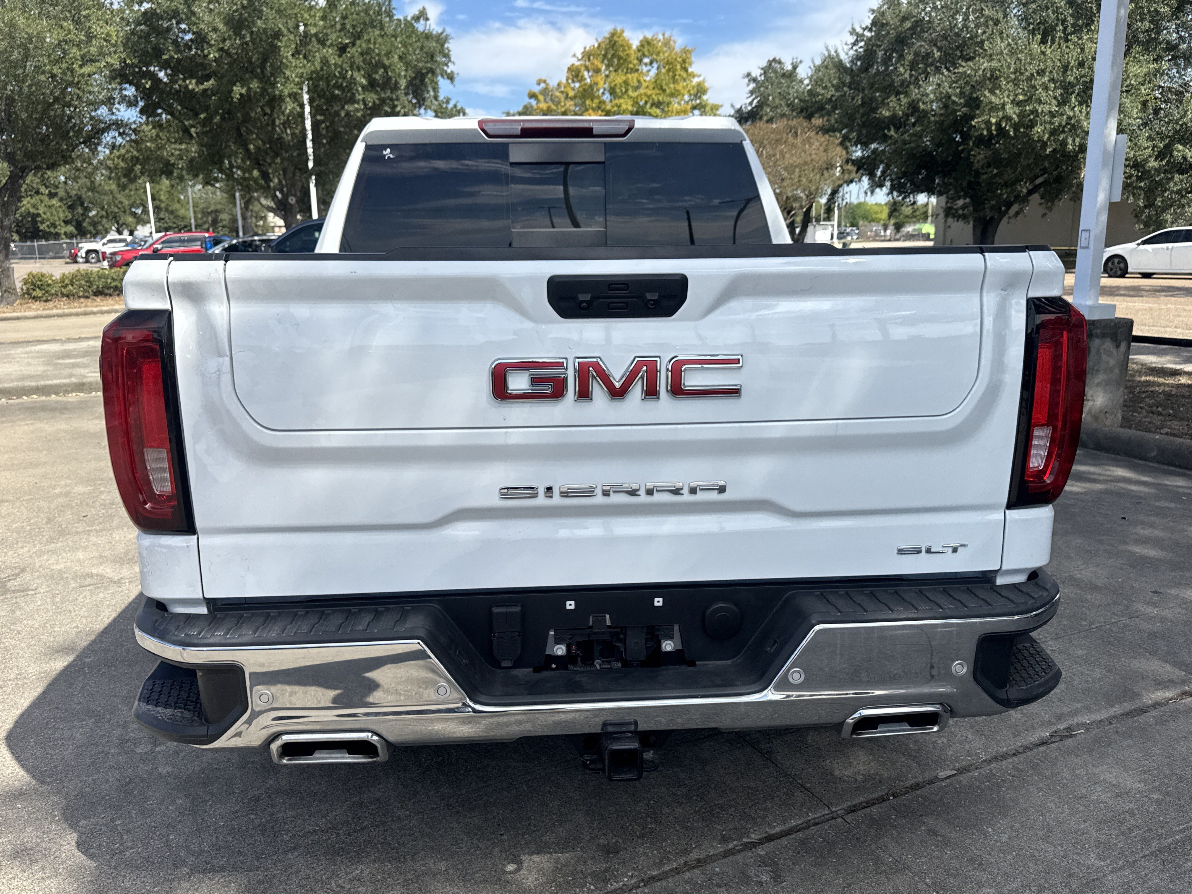Used 2025 GMC Sierra 1500 SLT w/ SLT Premium Plus Package AWD/4WD image 14