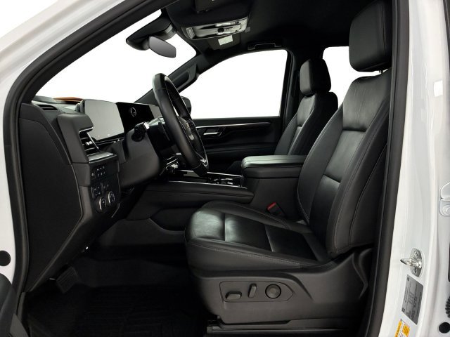Certified 2025 Chevrolet Tahoe LT AWD/4WD image 12
