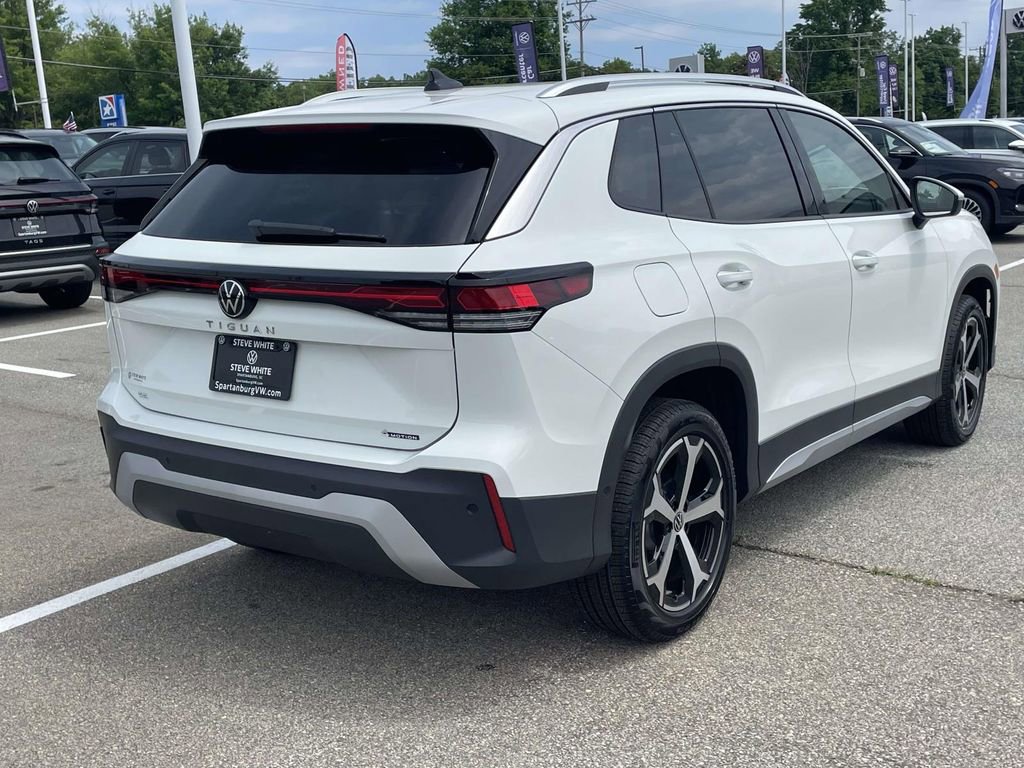 New 2026 Volkswagen Tiguan SE AWD/4WD image 19