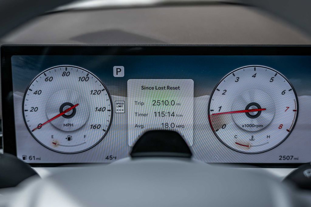 Used 2026 Genesis GV70 2.5T Advanced image 26