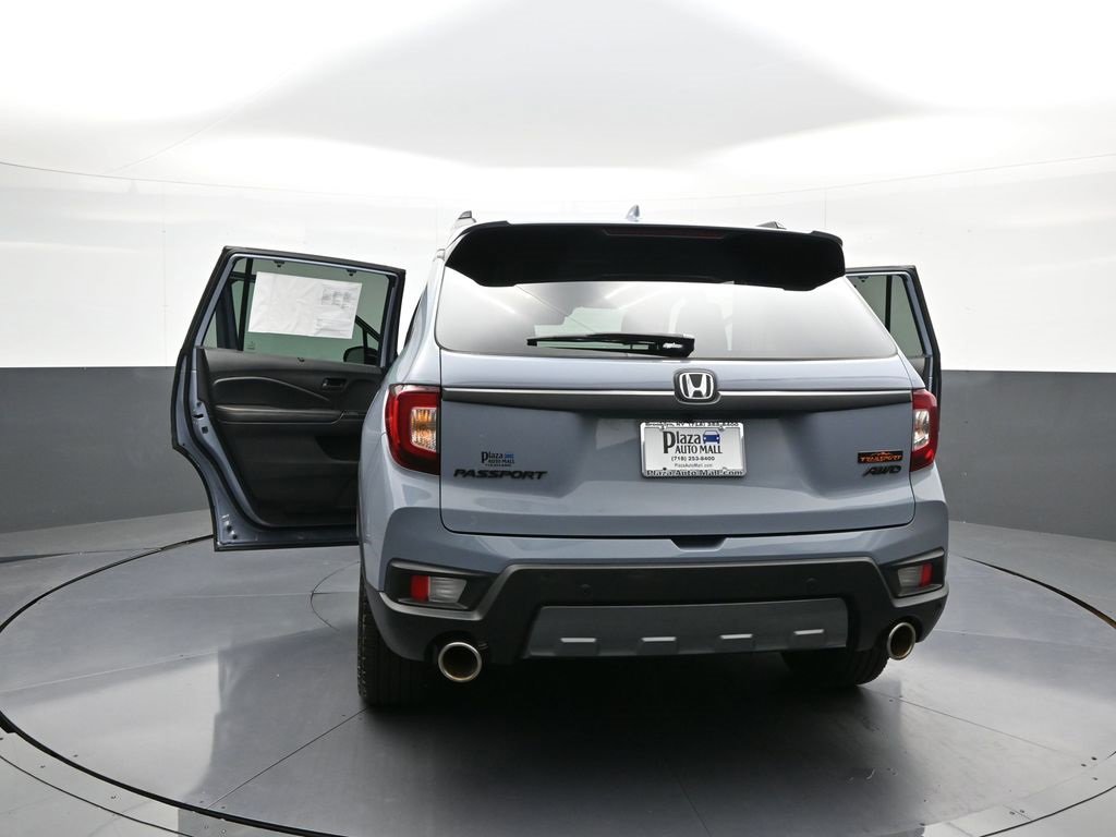 Certified 2022 Honda Passport TrailSport image 47