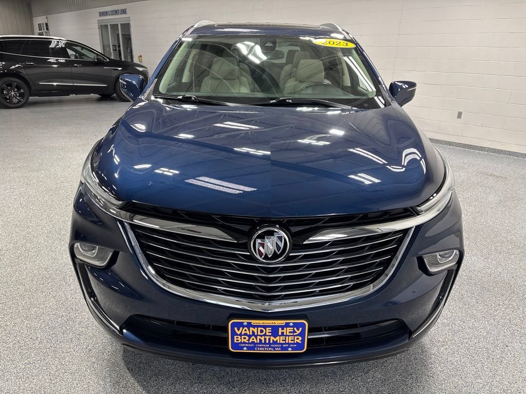 Used 2023 Buick Enclave Essence w/ Experience Buick Package AWD/4WD image 2