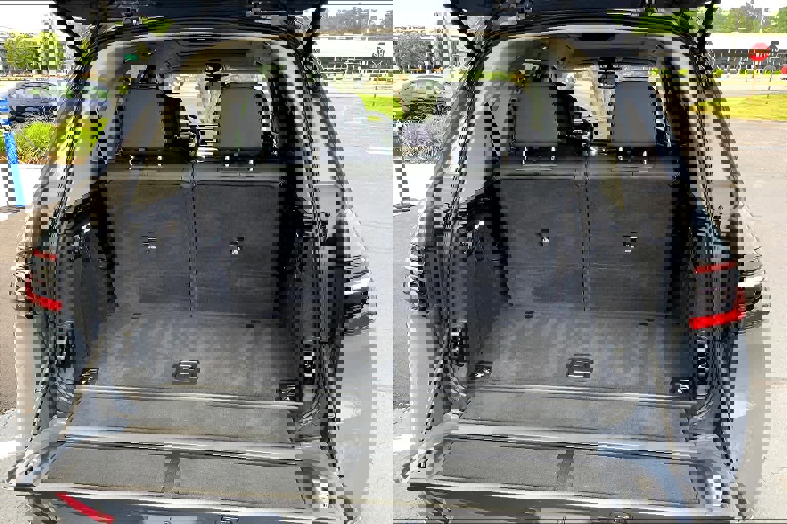 Used 2024 BMW X7 xDrive40i image 32