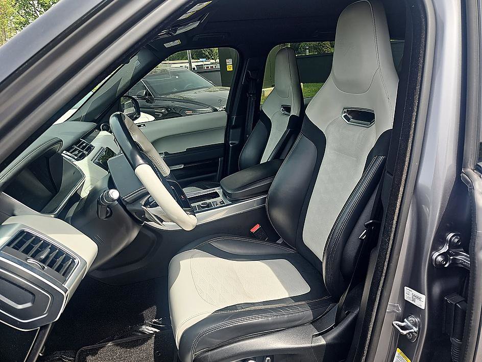 Used 2020 Land Rover Range Rover Sport SVR AWD/4WD image 16