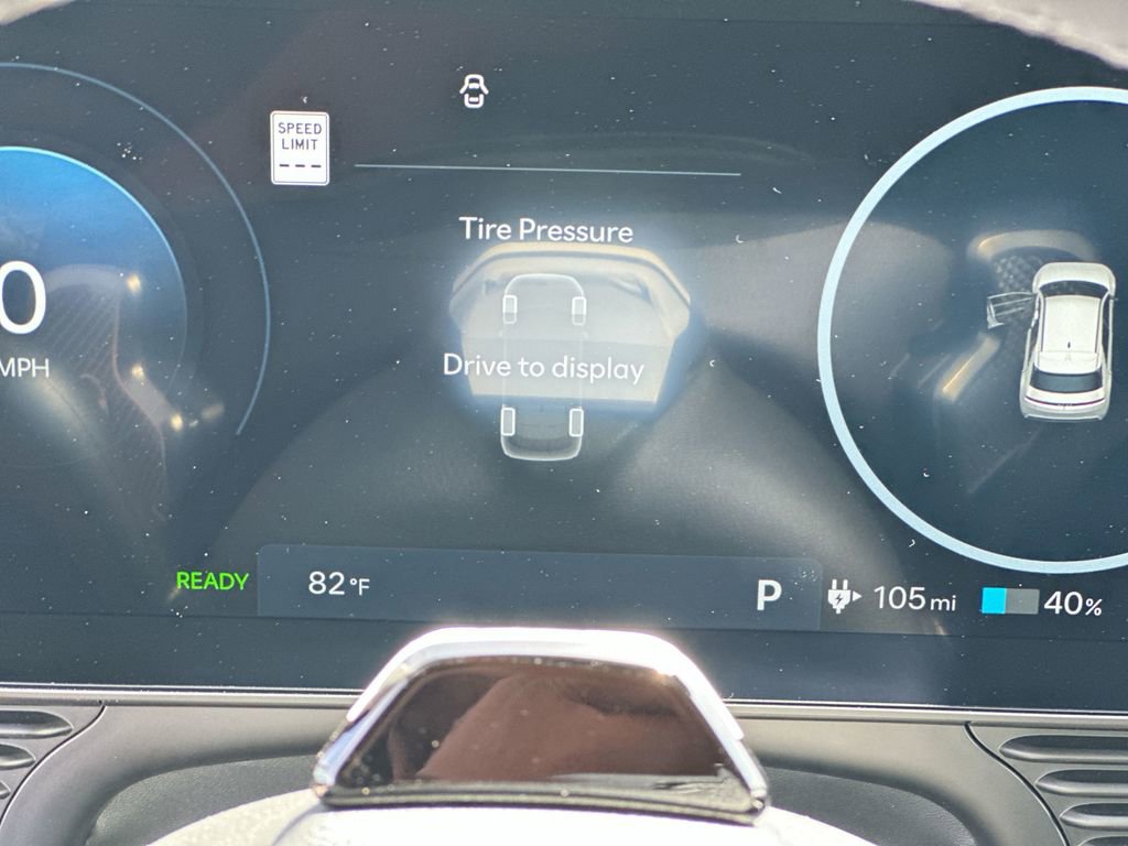 New 2025 Hyundai Ioniq 5 SEL image 40