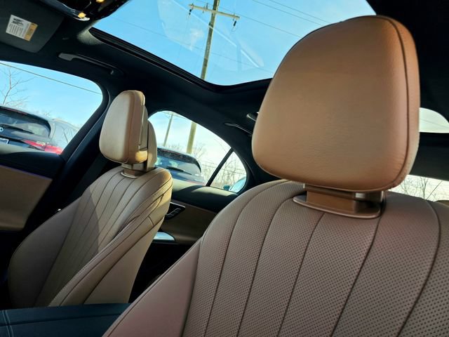 New 2026 Mercedes-Benz E 350 4MATIC Sedan image 16