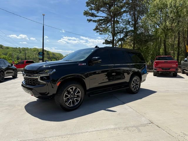 Used 2022 Chevrolet Tahoe Z71 w/ Luxury Package AWD/4WD image 10