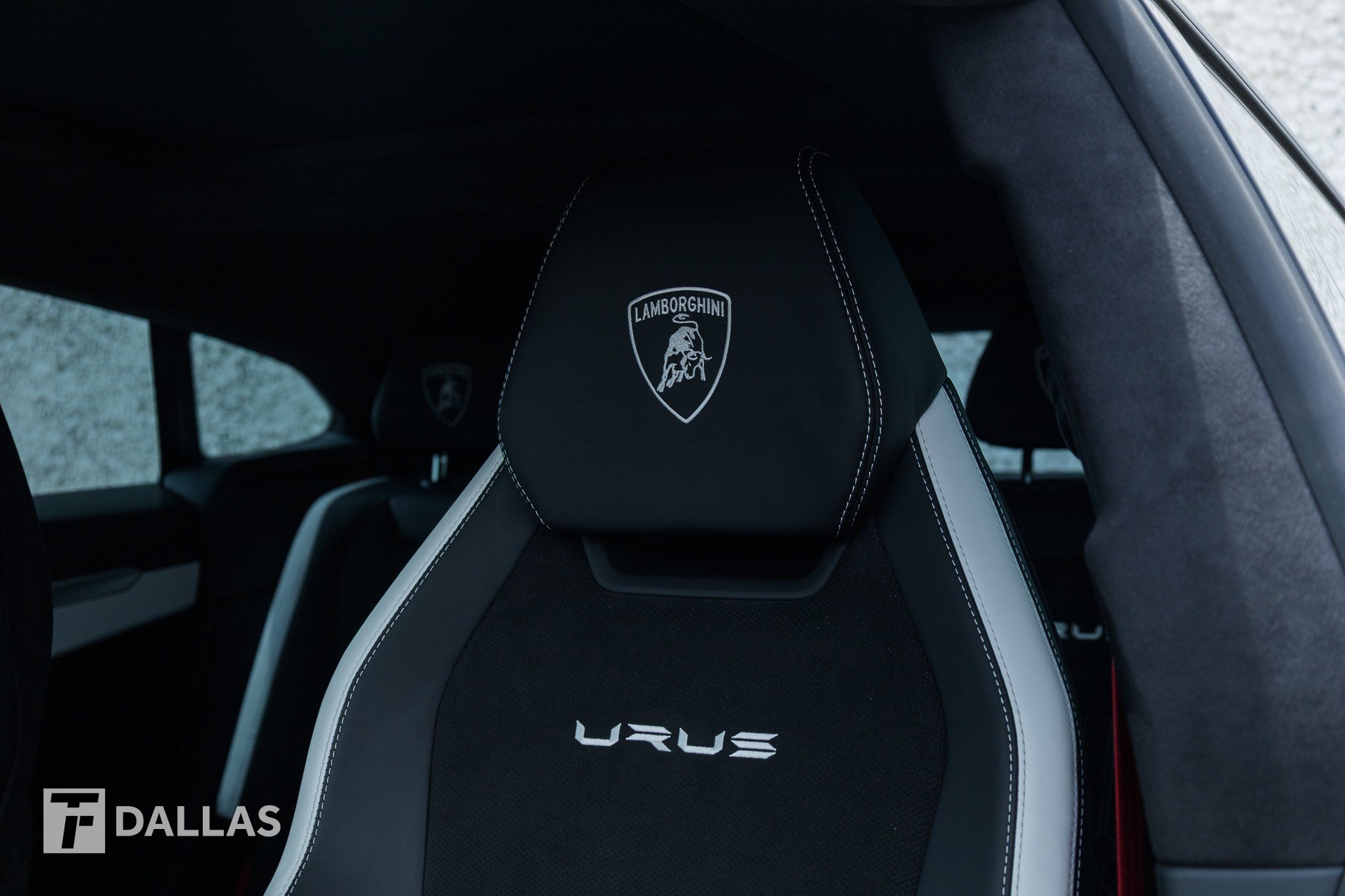 Used 2024 Lamborghini Urus S AWD/4WD image 21