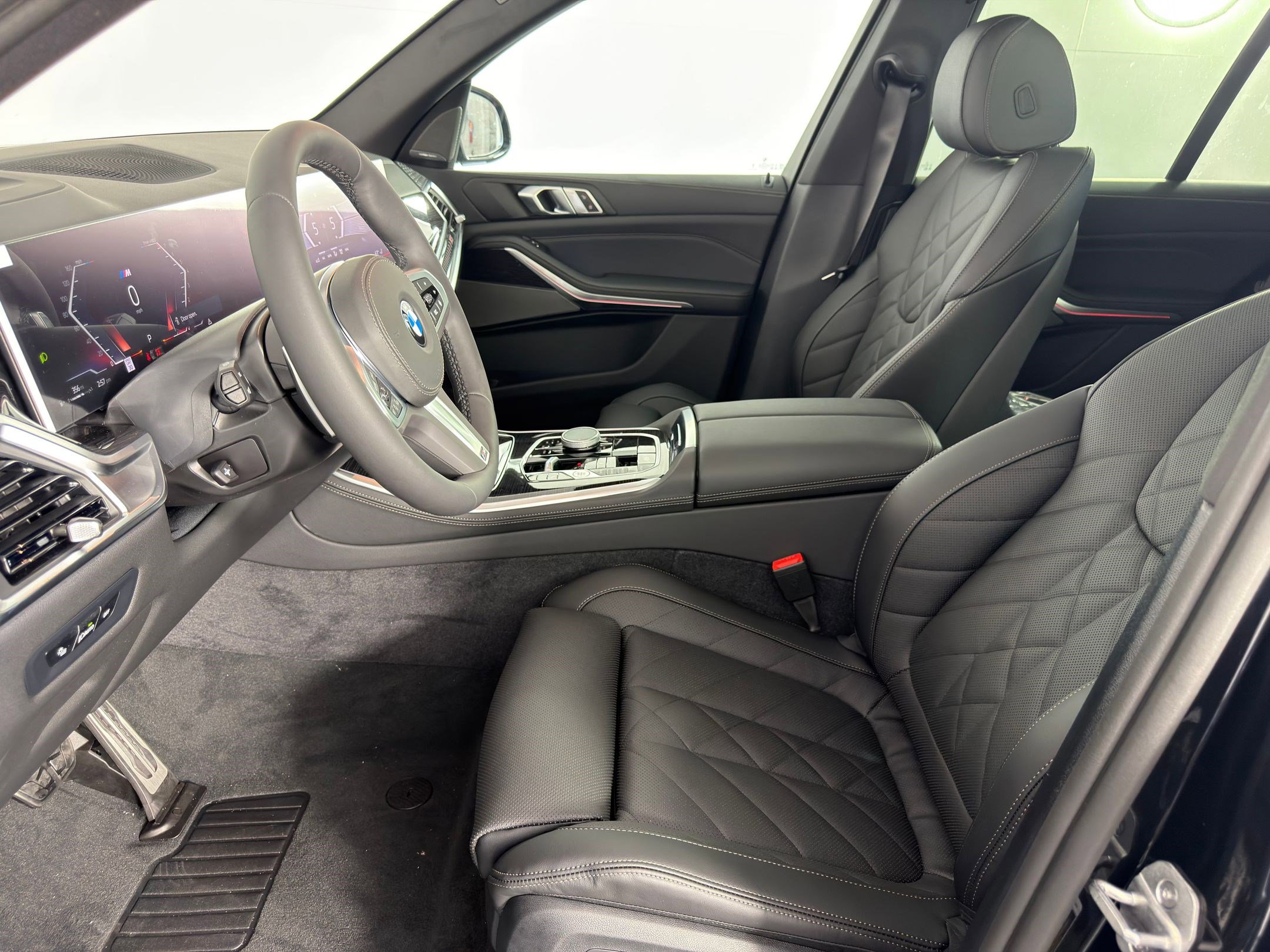 New 2026 BMW X5 sDrive40i w/ M Sport Package image 5