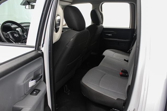 Used 2024 RAM 1500 Classic SLT AWD/4WD image 17