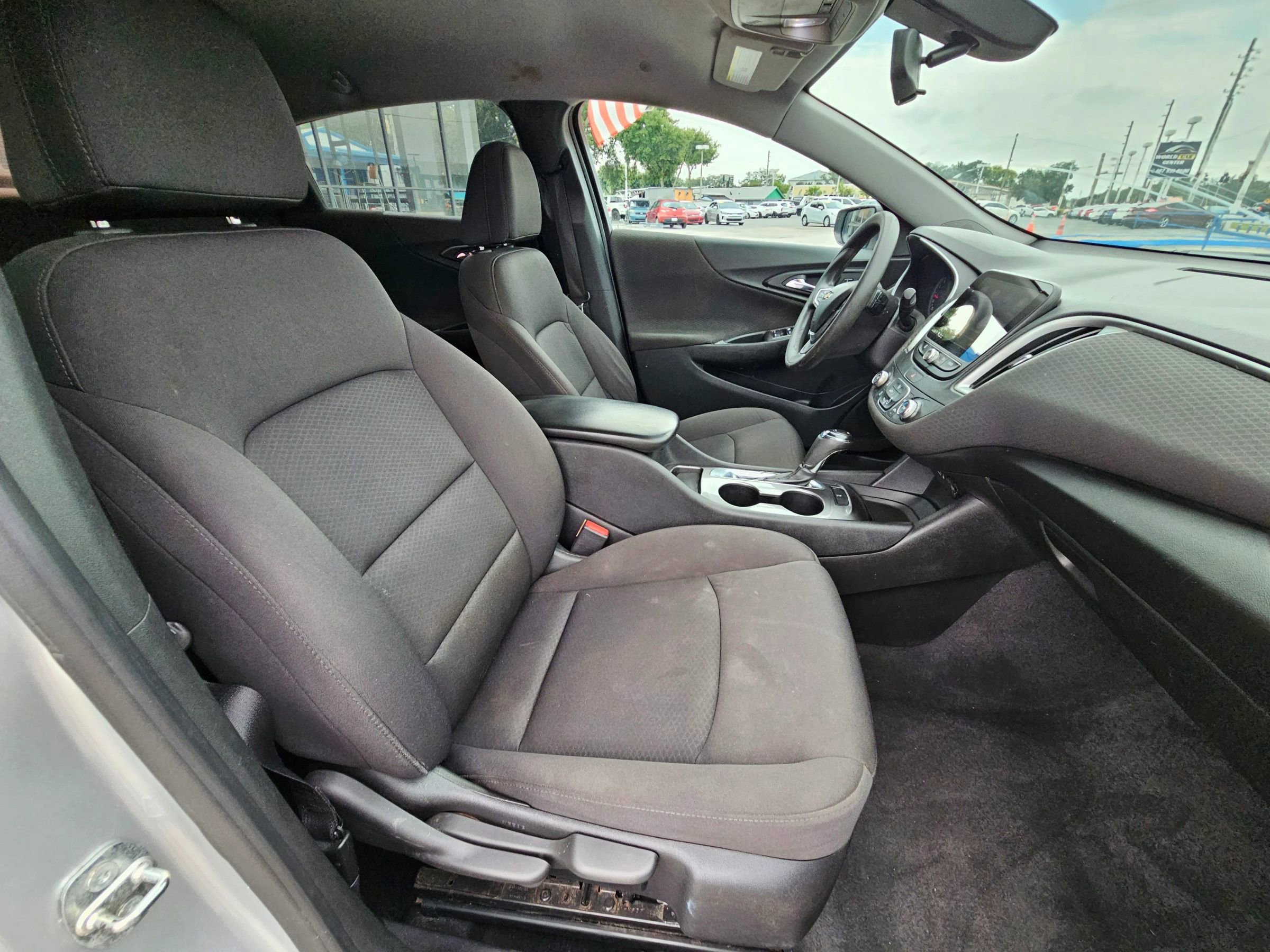 Used 2019 Chevrolet Malibu LS FWD image 10