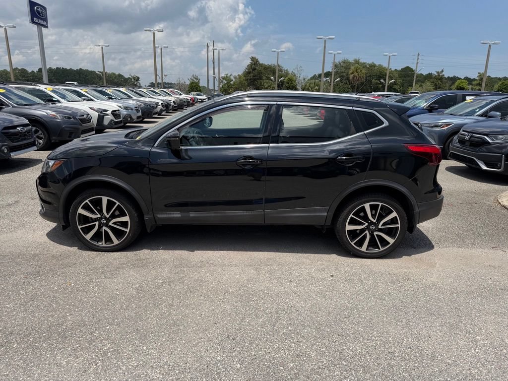 Used 2018 Nissan Rogue Sport SL w/ SL Premium Package FWD image 11