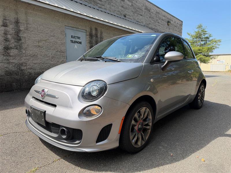 Used 2018 FIAT 500 Pop w/ Pop Cabrio Sport Package FWD image 3