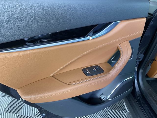 Used 2023 Maserati Levante GT AWD/4WD image 26