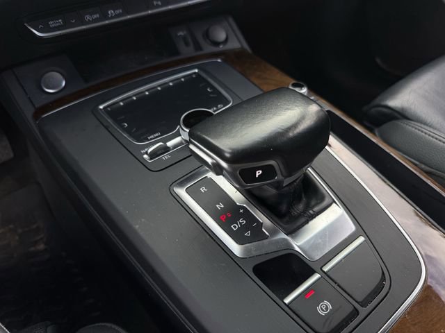 Used 2018 Audi Q5 2.0T Premium Plus w/ Premium Plus Package AWD/4WD image 20