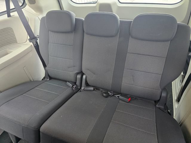 Used 2008 Dodge Grand Caravan SE FWD image 13