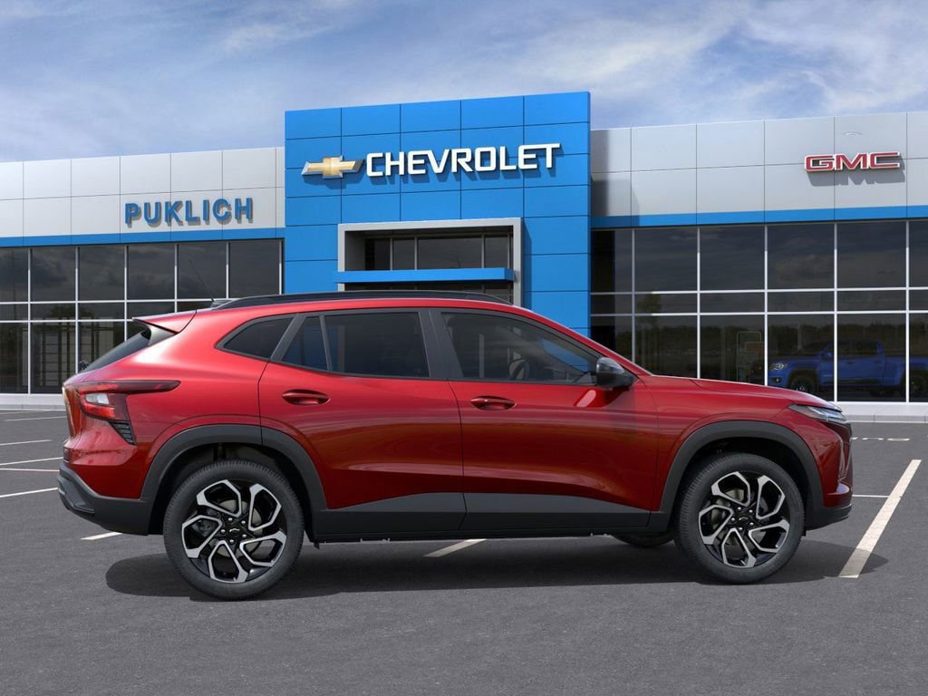 New 2026 Chevrolet Trax RS w/ Driver Confidence Package FWD image 5