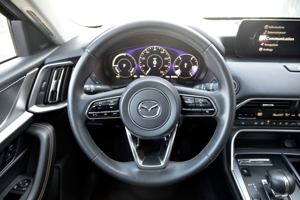 Certified 2024 MAZDA CX-90 Plug-In Hybrid w/ Premium Pkg image 18