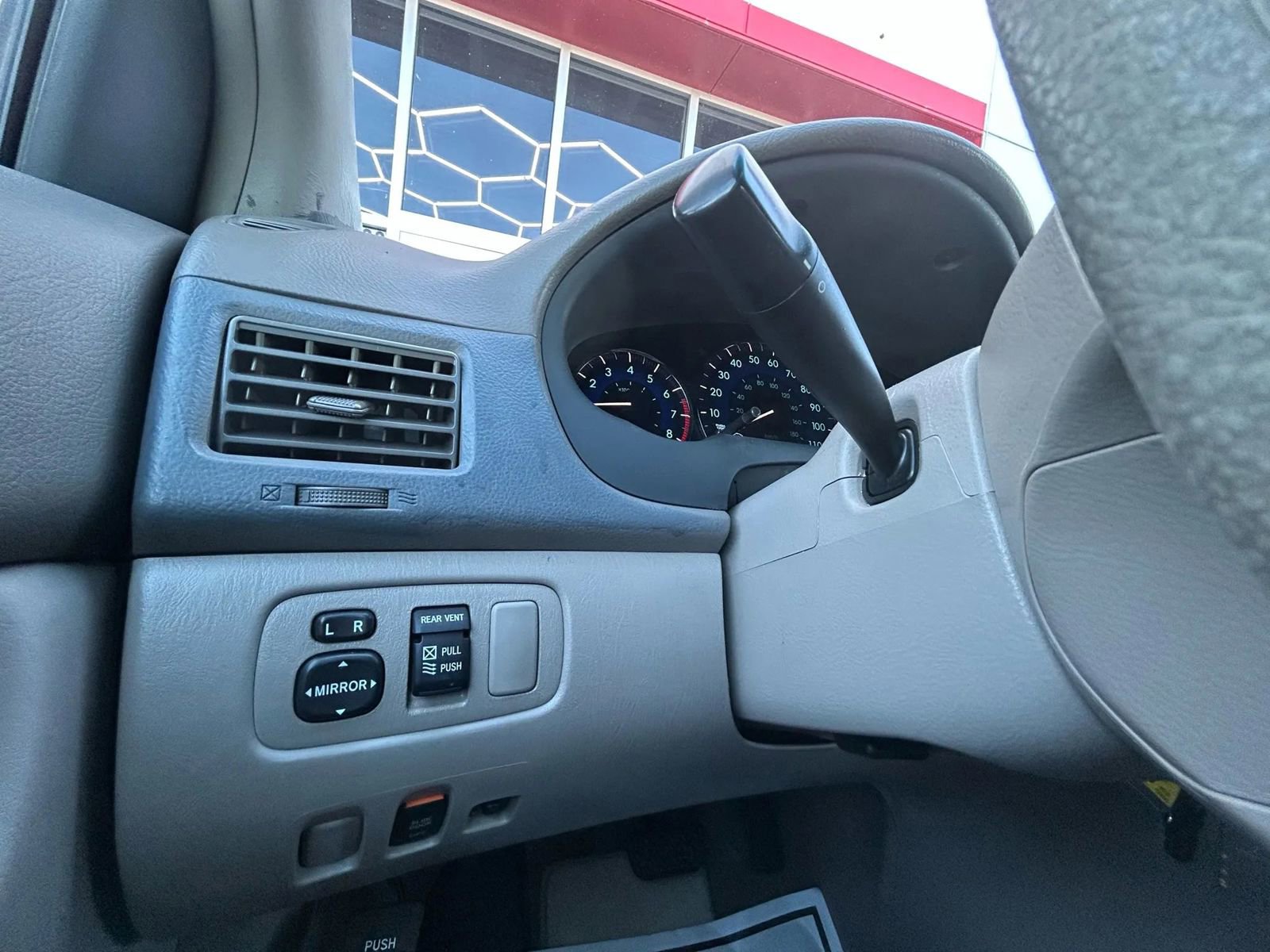 Used 2009 Toyota Sienna LE image 12