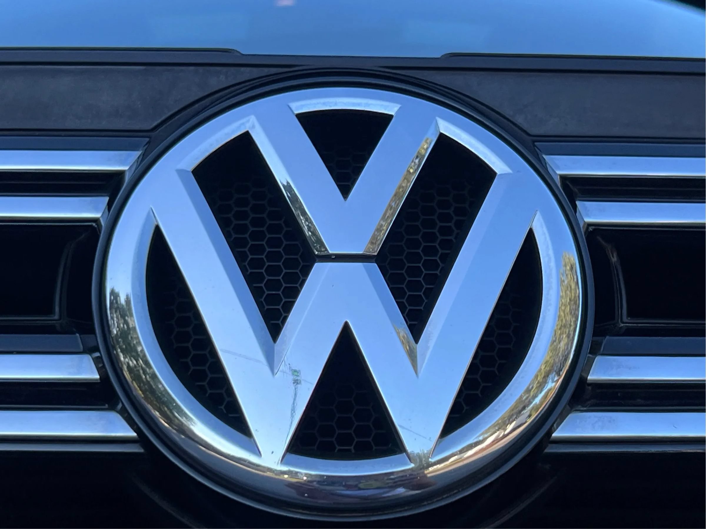 Used 2017 Volkswagen Tiguan Wolfsburg Edition FWD image 53