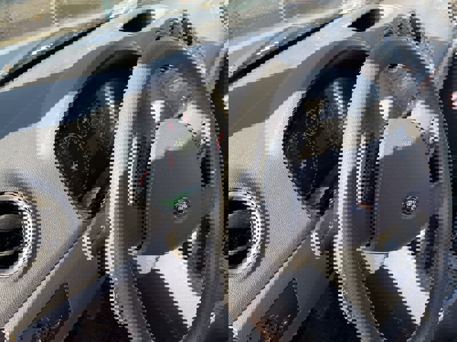 Used 2013 Ford Transit Connect XLT image 28