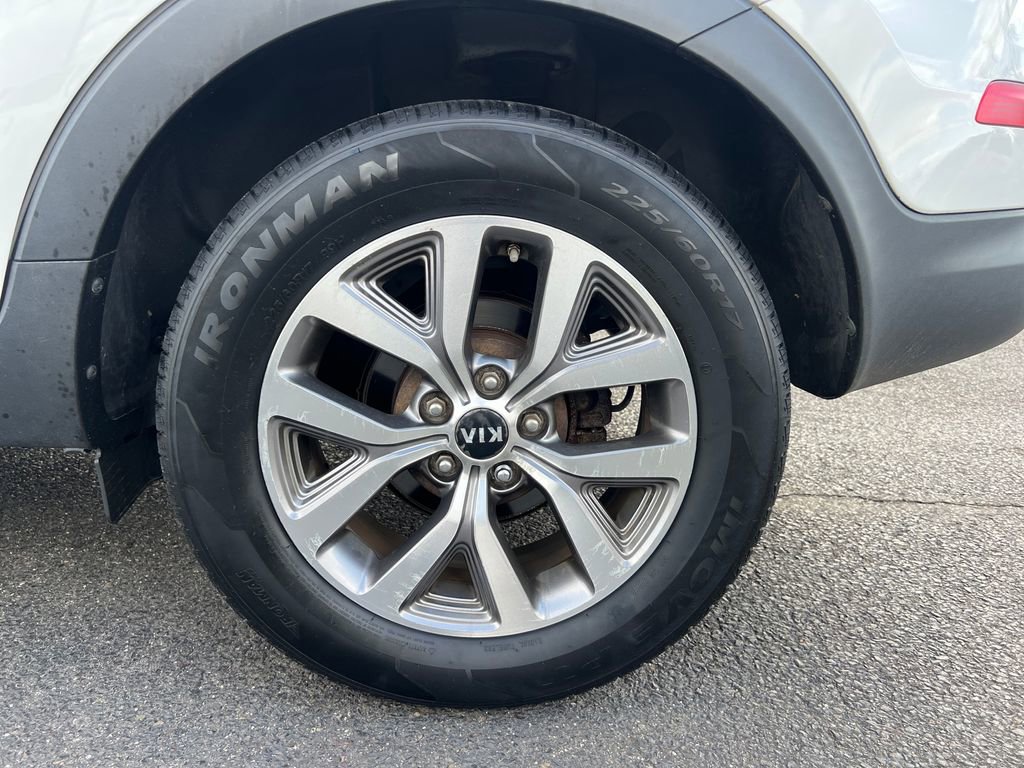 Used 2015 Kia Sportage LX image 11