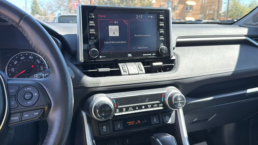 Used 2020 Toyota RAV4 XLE Premium AWD/4WD image 23
