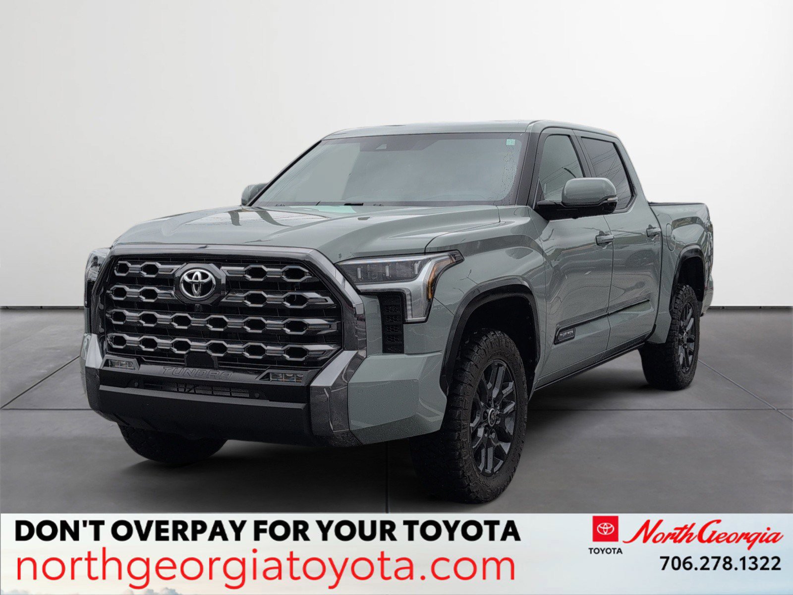 Used 2024 Toyota Tundra Platinum AWD/4WD image 1