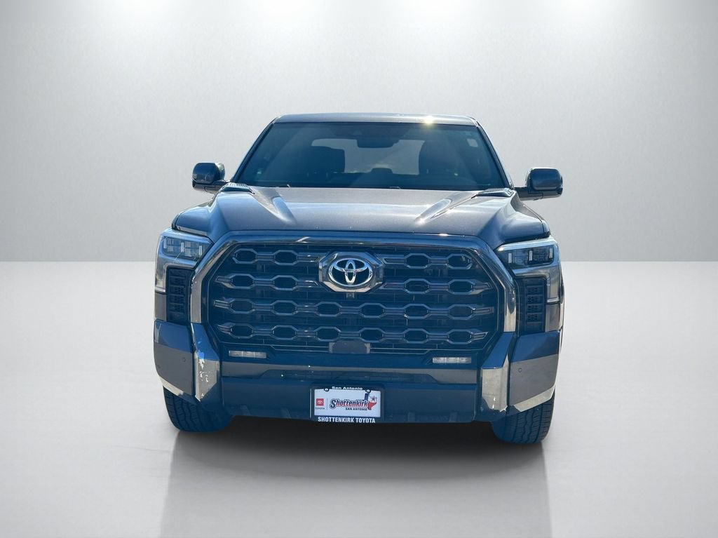 Used 2022 Toyota Tundra Platinum RWD image 2