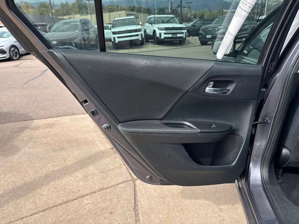 Used 2016 Honda Accord LX image 24