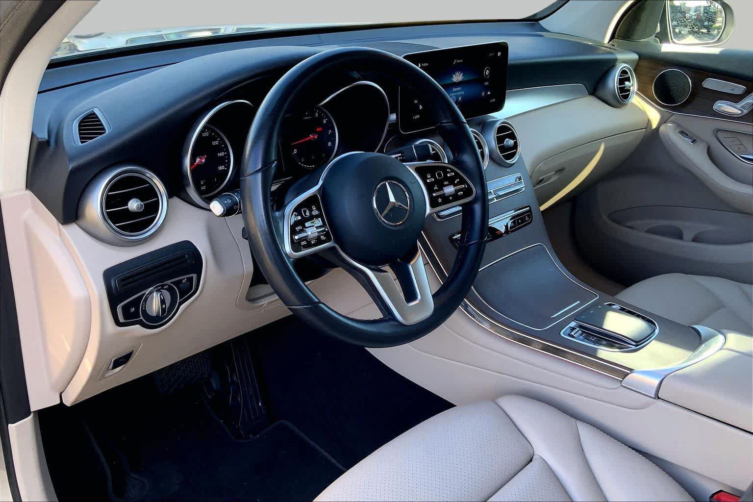 Used 2021 Mercedes-Benz GLC 300 image 17